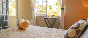 Standard Double Room, 1 Queen Bed | Rollaway beds, free WiFi, bed sheets - Bungalows La Perla - San Pancho (San Francisco)