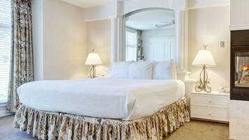 3 Bedroom Deluxe Fairway | 3 bedrooms, iron/ironing board, bed sheets