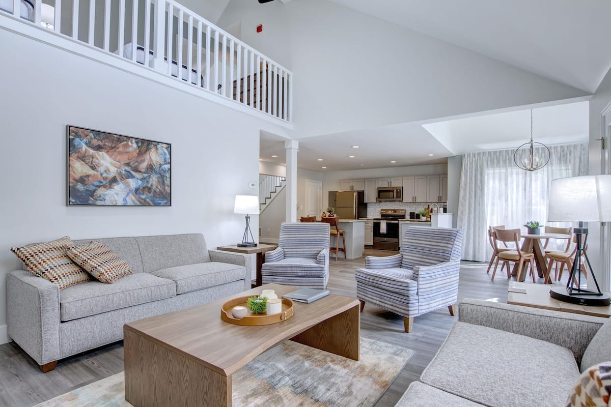 Premium-huoneisto, 3 makuuhuonetta (Deluxe) | Silitysrauta/-lauta, vuodevaatteet