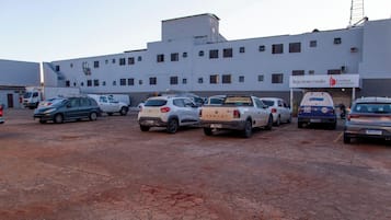Parcheggio non assistito gratuito