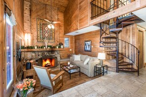 TV, fireplace, DVD player, books - ON THE STREAM- SHORT WALK TO RESORT, HOT TUB, WOOD FIREPLACE. COZY HIDEAWAY (Sundance)