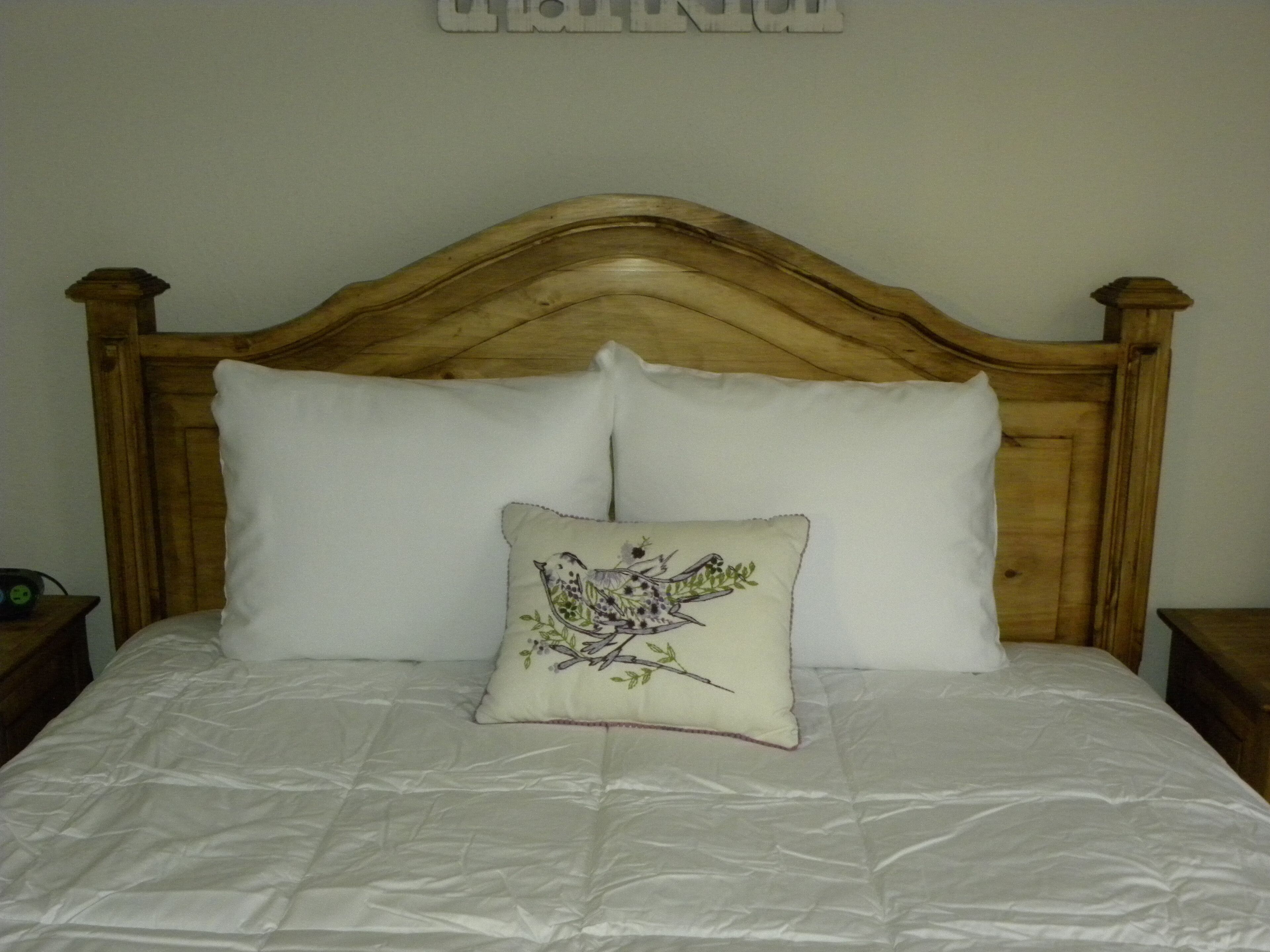 3 habitaciones, escritorio, tabla de planchar con plancha y wifi gratis 