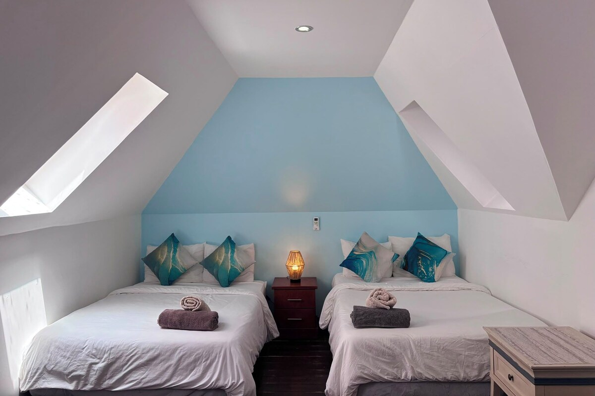 Family Room | Egyptian cotton sheets, premium bedding, down comforters