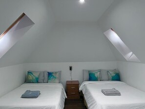 Egyptian cotton sheets, premium bedding, down comforters - Boca Simon Vacation Curacao (Willemstad)