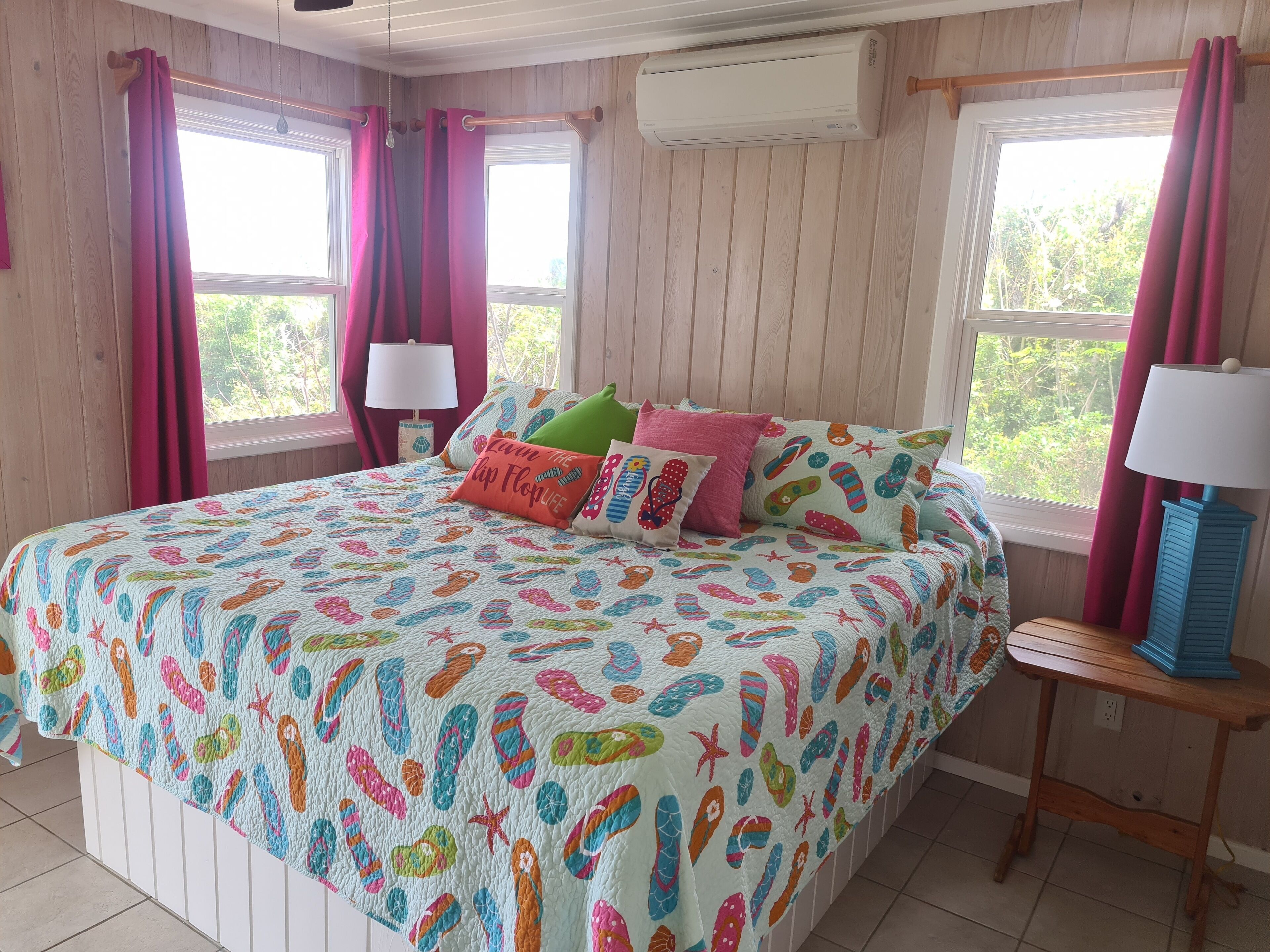 6 bedrooms, iron/ironing board, travel crib, free WiFi