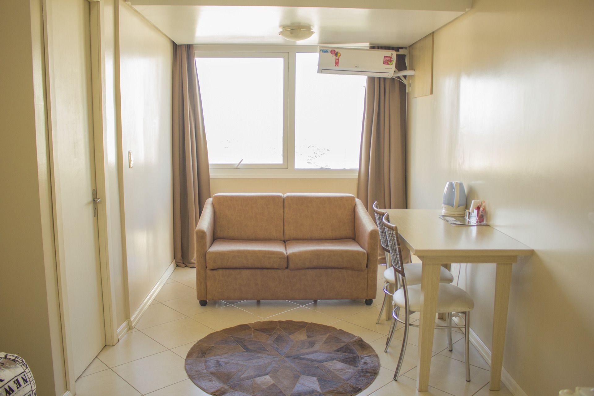 executive room | living area | tv