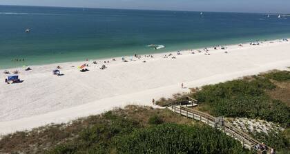 Nuevo 2016 construido en casa! Minutos a la playa de Marco Island!