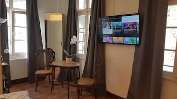 Chambre Double | Wi-Fi gratuit, draps fournis