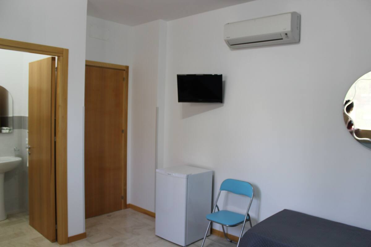 Down duvets, soundproofing, free WiFi, bed sheets