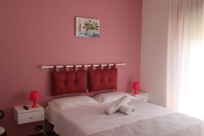Down duvets, soundproofing, free WiFi, bed sheets