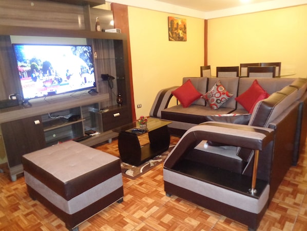 Flat-screen TV - Apartmen House Malena (Cusco)