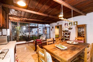 Déjeuner continental gratuit tous les jours