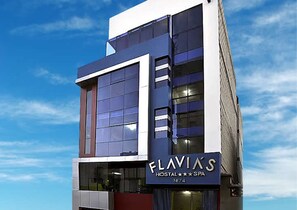 Fachada de la propiedad