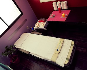 Sauna, hammam, soins corporels, massages des tissus profonds