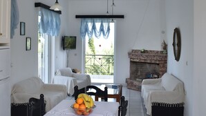 Apartemen Comfort, Beberapa Tempat Tidur, Boleh Merokok | Ruang keluarga