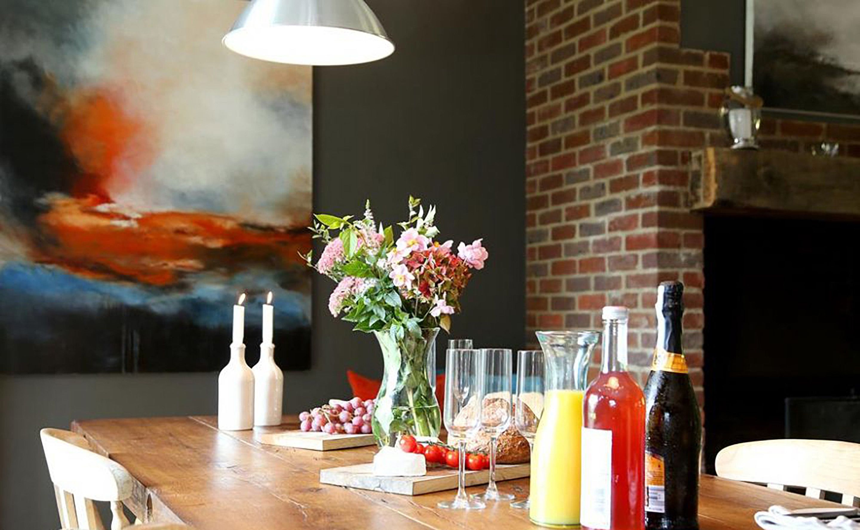 House, Valley View | In-room dining