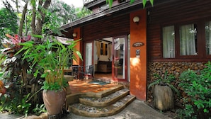 Duangdurn Villa | Premium bedding, down comforters, blackout drapes, WiFi (free) - Polina Park Hotel (Koh Samui)