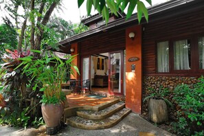 Duangdurn Villa | Premium bedding, down comforters, blackout drapes, free WiFi - Polina Park Hotel (Koh Samui)