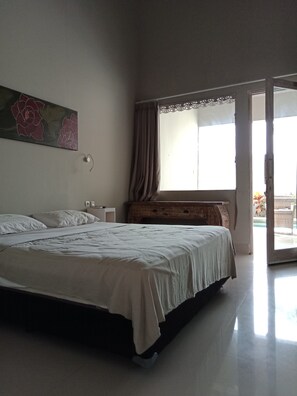 Villa Deluxe | Minibar, caja de seguridad en la habitación, escritorio y wifi gratis 