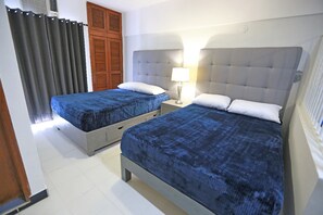 Individually furnished, desk, laptop workspace, iron/ironing board - Hotel Pal Cozumel (Cozumel)