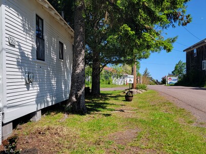 Eagle Harbor- Harbor View: Your Cozy Fall Escape Overlooking Eagle Harbor