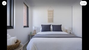 1 soverom, strykejern/-brett, reiseseng for barn og wi-fi