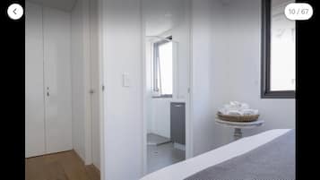 1 bedroom, iron/ironing board, travel cot, WiFi