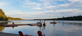 Perfect Lakefront Getaway ~ Beautiful Private Setting!