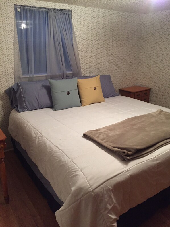 3 chambres, accès au Wi-Fi (inclus), literie fournie