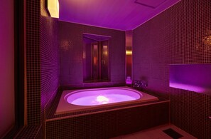 Standard Double Room, Smoking (Type B) | Jetted tub - Hotel Love (Nagoya)