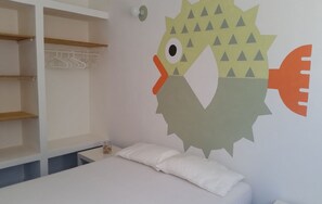 2 habitaciones y cuna de viaje