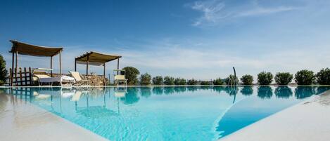 Alberca al aire libre