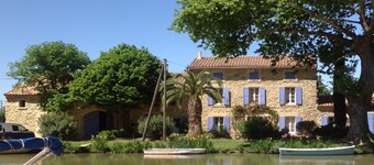 Cottage in Maison Vigneronne le Somail on Canal du Midi 25km from the Mediterranean