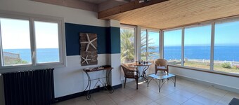 Villa met volledig zeezicht, met zwembad het hele jaar door verwarmd, spa, sauna, strand,