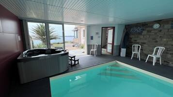 Piscine couverte, piscine chauffée