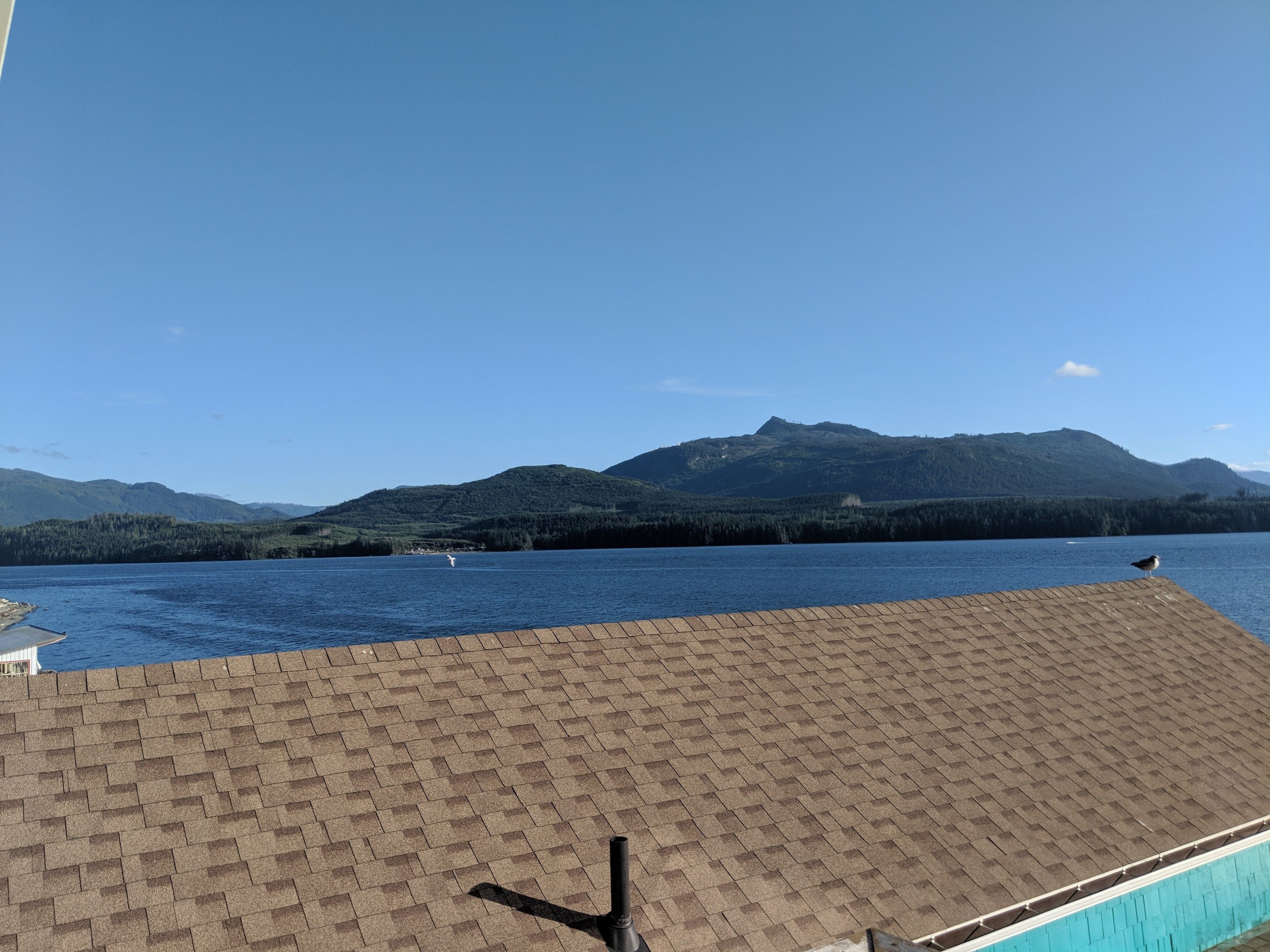 romantic getaway (no pets) | water view