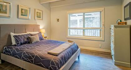 King bed, Queen bed, 2 TV's, Vacation Safely!