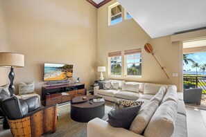 Älytelevisio, DVD-soitin, videokirjasto, stereot