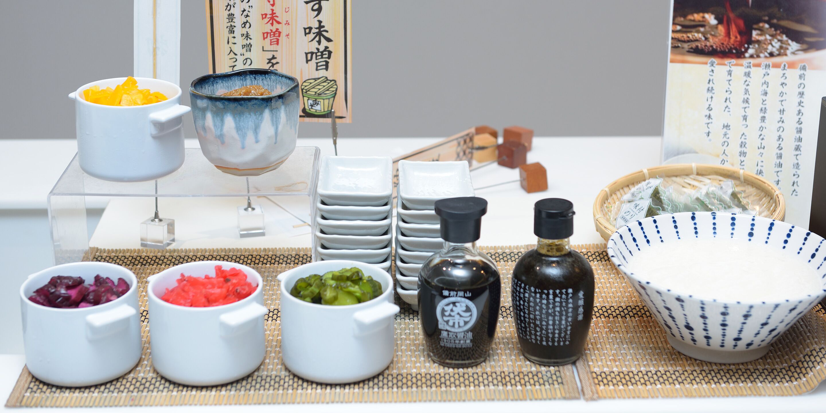 뷔페 아침 식사