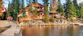 Serenity Cottage een A-Frame Cottage aan het meer van Idabel, voor de echte hottub buitenshuis