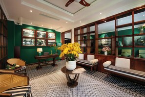 Body treatments, Thai massages, body wraps, body scrubs, facials - Hoi An Golden Holiday Villa (Da Nang)