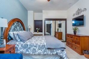 1 chambre, fer et planche à repasser, Wi-Fi gratuit, draps fournis