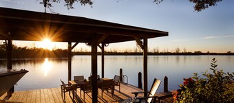  ウォーターフロント - マナティ - イルカ - プール - ビーチ - ドック - ビーグルポイント！