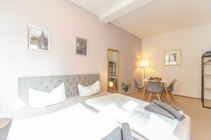 Unclassified image, 4 of 24, button - Apartment 1 - Apartments in the old town Stralsund (Stralsund)