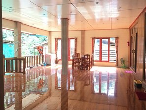 Interior - Klong Mad Good View Homestay (Ko Kood)