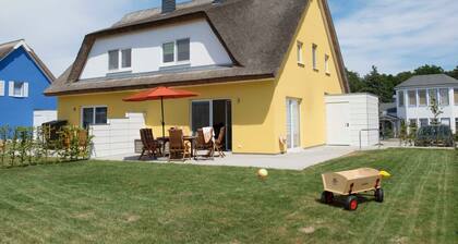 Thatched cottage coastal sailors - coastal sailors