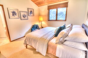 3 chambres, fer et planche à repasser, Wi-Fi gratuit, draps fournis