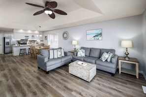 Smart TV, offices - Snowdrift "Beach Haven" Short walk to beach 🐬 (Miramar Beach)