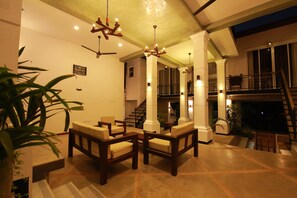 Lobby sitting area - Hikka Boutique (Hikkaduwa)