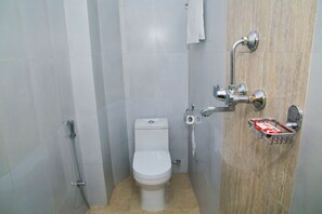 Superior Double Room | Bathroom | Shower, free toiletries - Sakura Boutique Hotel (Kathmandu)